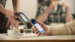 Read more about the article The world’s first Apple Pay rival for iPhones has launched, but it might bring some drawbacks