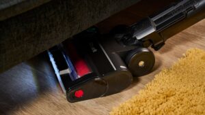 Read more about the article 4 ways to make your vacuum cleaner last longer